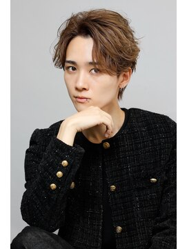 リップス 心斎橋(LIPPS) ニュアンスフェザーショート