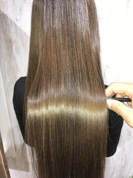 ブラウヘアアンドケア(care) アッシュカラー艶髪スタイル☆