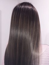 ＊厳選したオーガニックカラー＊で頭皮に優しく髪に深い艶を。