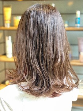 ベニヤボンドストリート(Beniya BOND STREET) 大人ガーリー×キャメルベージュ×3Dレイヤー×鎖骨ミディアム