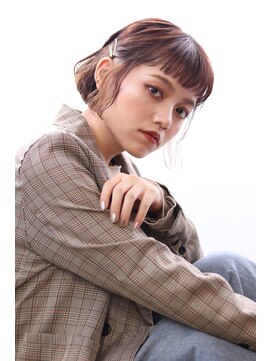 マルシェ(marche) 【marcheとや】インナーカラーウェーブ巻きミニボブピンアレンジ