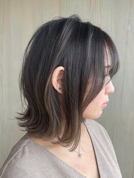 ソラーナバイマニスオブヘアー(SOLANA by Manis of hair)の写真/外国人風の透け感のある質感で、柔らかさを♪トレンド×自分らしさが合わさった褒められスタイルへ◎