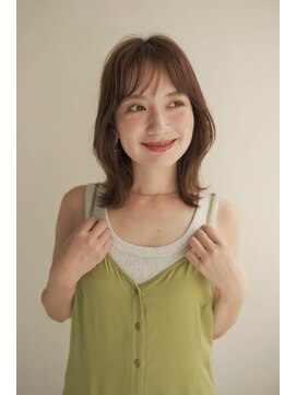 ムク 甲府(muku.) ミディアムヘア/斜めバング/グレージュカラー/甲府駅