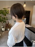 丸みショートボブ丸みボブショートカット透け感グレージュカラー