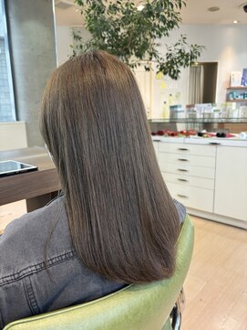 ヘアサロン アウラ(hair salon aura) オリーブベージュグレージュカラー透明感カラー