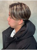 センターパート　ハイライト　カルマパーマ　刈り上げ