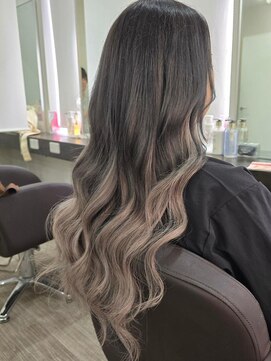 グランディールヘアデザイン(grandir hairdesign) プルエクステ/スモーキーグレイ/ロングヘア/千葉