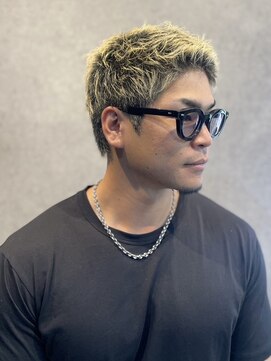 フジヤマバーバーショップ アジト(FUJIYAMA BARBER SHOP ajito) 金髪と筋肉と【藤本ユースケ】