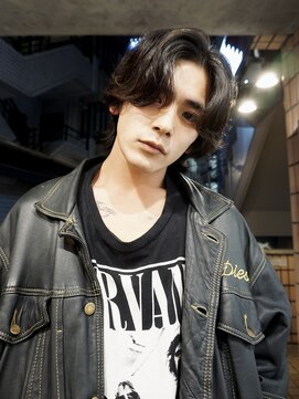 マイロ(mailo) センターパート+フェザーパーマ