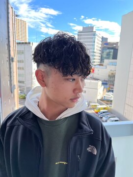 ラヴィズム 名駅店(LUVISM) 波巻きパーマツイストスパイラルパーマメンズカット名駅名古屋