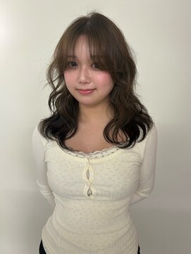 ウィットサークル(wit circle) オリーブベージュ/透明感カラー/栄