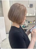 ボブ×ミルクティーベージュ