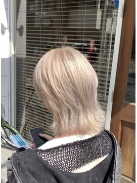 モモ(MOMO) ホワイトシルバー