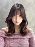 くびれヘア顔周りレイヤースタイル