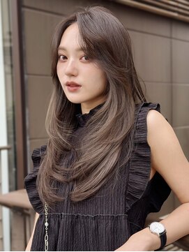 シティ(CITY) ロングヘア レイヤーカットロング ロングレイヤー 顔周りカット