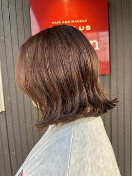 ケイズプラスカラン(HAIR AND MAKEUP K's PLUS calin) オレンジ