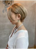 short(ミルクティベージュ、ハンサムショート、ブロンド)