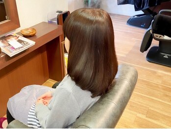 ジョイ 八幡山店(Joy)の写真/当店人気の"オリジナルトリートメント"で、しっとり潤う柔らかなツヤ髪へ。髪質改善で話題の《Joy》