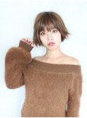 外はねショートボブのクリアベージュ (久米川)