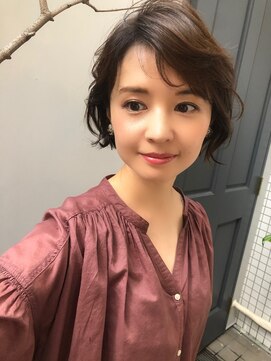 マグノリア オモテサンドウ(MAGNOLiA Omotesando) ひし形フォルムのうねり、パサつき解消パーマ