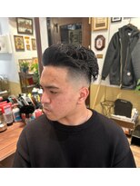 カムレイドフォーライフ(COMRADE 4 LIFE)&nbsp;担当西村　パーマフェード