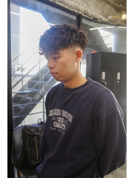 スレイ 西宮(SLAY) 波巻きハイライトアップバングツーブロックマッシュ