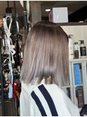 透け感アッシュツヤ感切りっぱなしカジュアルボブ可愛い