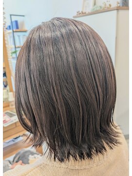 アン(an) 外ハネレイヤーボブ×ムードスモーク