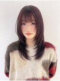 オリーブベージュ前髪カット顔周りレイヤー韓国ヘア_ba541873