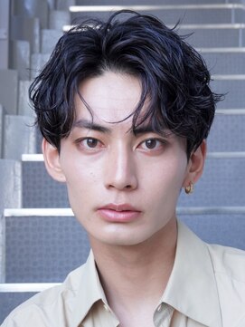 テン 心斎橋(tenn.) フェザーショートフェザーパーマニュアンスパーマショートヘア