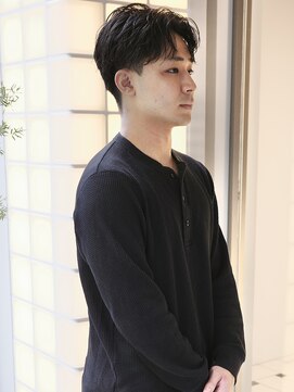 ウィム(wim) 『刈り上げセンターパート』コンマバン/ニュアンスパーマ