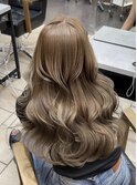 ヘーゼルベージュ