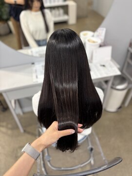 リラクオーレ 三宮 元町(LIRA CUORE) 汗をかく時期にピッタリ！髪質改善縮毛矯正