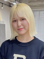 ビアーク(Be:arc) 69. ホワイトブロンド/切りっぱなしボブ/シースルーバング