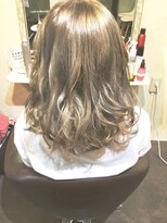 リアリス フレーゼ(Realis Fleuze)&nbsp;外国人風ファーストブリーチ☆アッシュベージュ