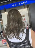 セミロングロブスタイル