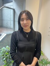 万徳香奈 instagram:@kanamantoku_ 女性らしいシルエットのカット、顔まわりのカットにこだわっています◎