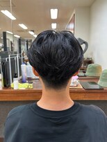 デビュー ヘアーメイク&nbsp;マッシュパーマ/ウルフ/アッシュブラック/カルマパーマ/宜野湾