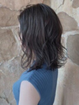 イチゴイチ(151e) 【151e　戸塚】*くびれミディ+シアアッシュグレージュ*