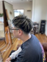 ヘアーロッジ(HAIR ROJJ)&nbsp;ホワイトベージュ￥フェードカット