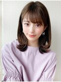 韓国風レイヤー/外ハネくびれ/ミディアムレイヤー/ぱっつん前髪