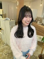 ユッカ 梅田(YUCCA)&nbsp;【 YUCCA 】大人可愛い20代30代40代ロング/ウェーブ巻き