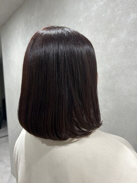 ルアン(LOUEN) ピンクベージュブラウンで春のうるつやボブ