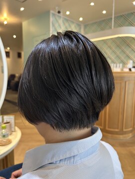 アンフィ 矢向(Anphi) 4-45 髪質改善ショート