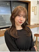 ベージュカラー