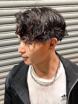 ヒロギンザバーバーショップ 神楽坂店(HIRO GINZA BARBER SHOP) 縦落ちツイスパ