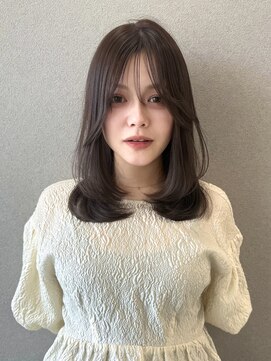 グレージュカラー/レイヤーカット/トリートメント