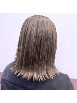 ハイライトヘアカラー