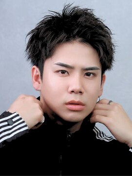 コンフィデンス メンズヘアー(confidence MEN'S HAIR) アップバングソフトツイストパーマ黒髪