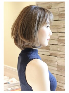 レウナ 外苑前(Reuna) 30代40代大人可愛いワンカールボブ　大人ボブ